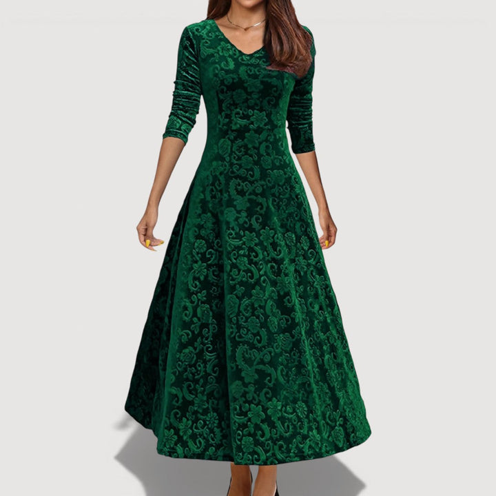 Jillian – Elegancka sukienka z weluru