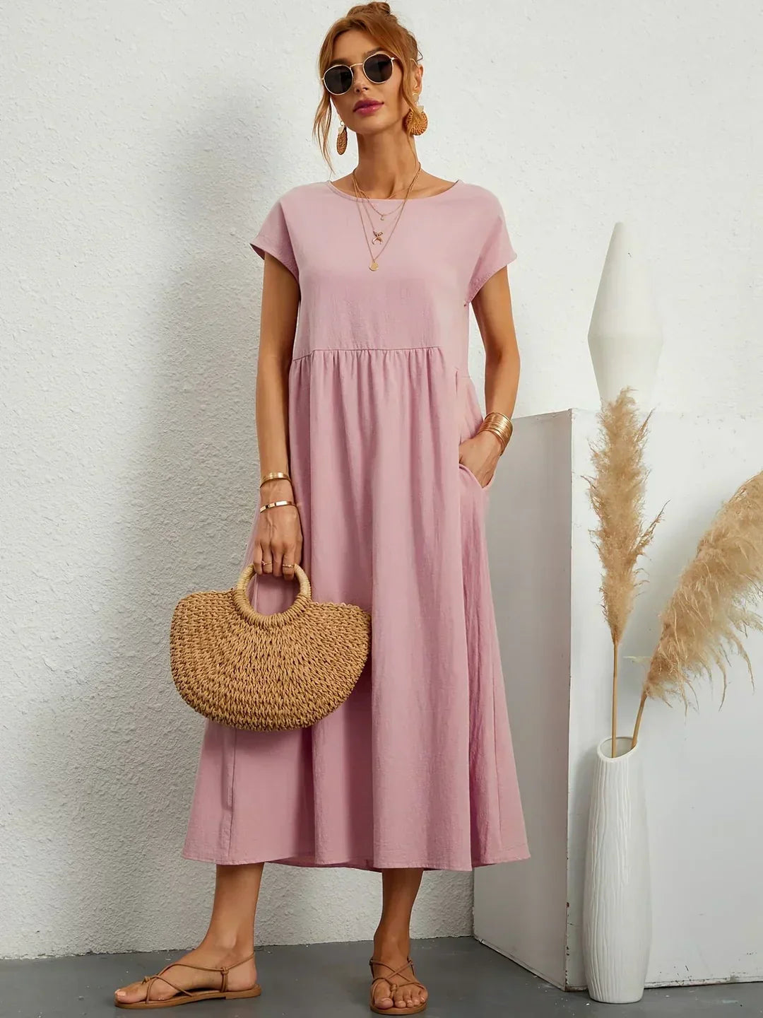 Gabrielle™ — Elegancka, midi sukienka o swobodnym kroju